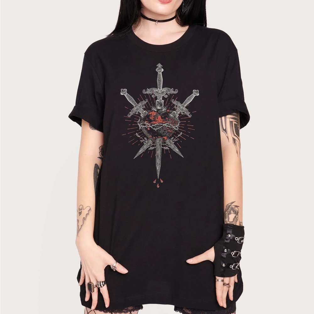 Midnight Hour Broken Heart T shirt SIZE SMALL